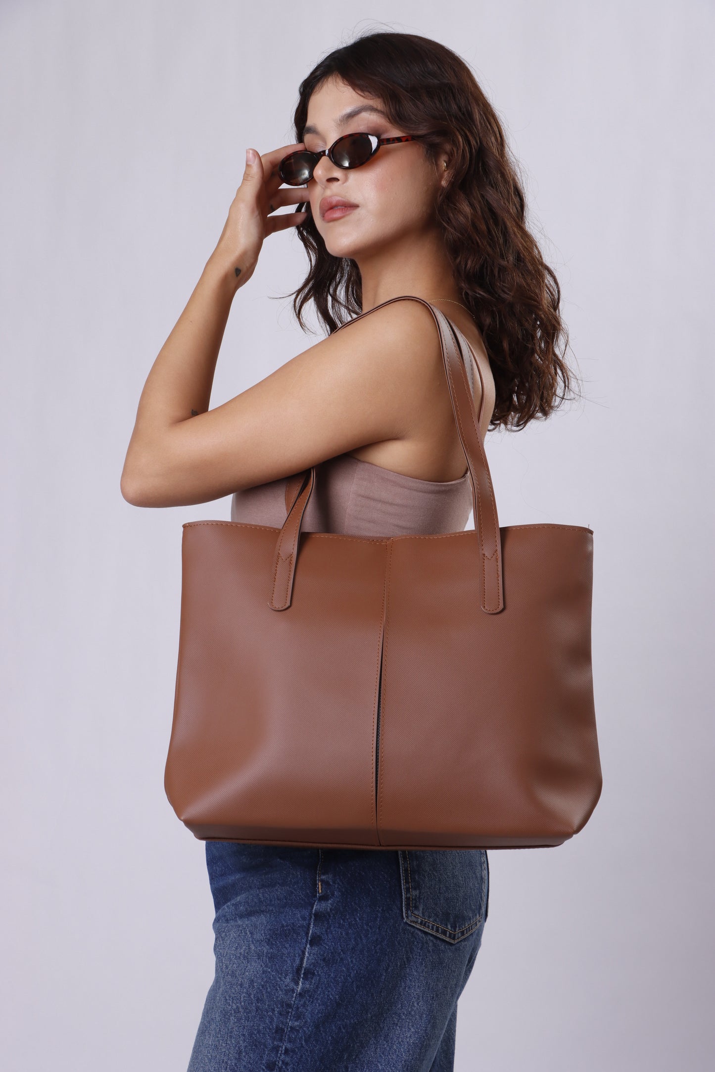 Clio Bag - Camel